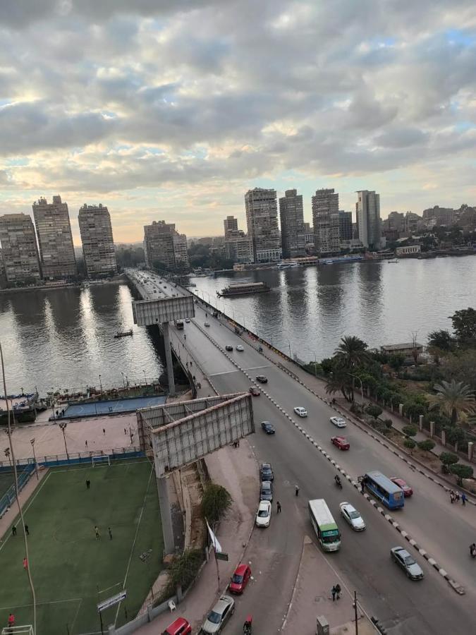 المنيل